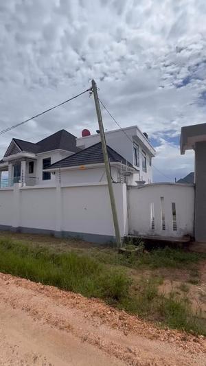 4 Bedrooms House for Sale in Kibaha Nida, Pwani (1500 sqm)