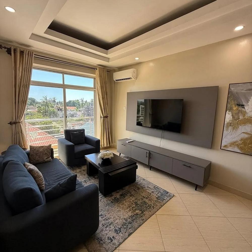media -1 media -1