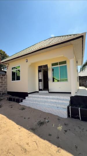 Nyumba ya vyumba vitatu inapangishwa Kigamboni Chekechea, Dar Es Salaam Nyumba ya vyumba vitatu inapangishwa Kigamboni Chekechea, Dar Es Salaam