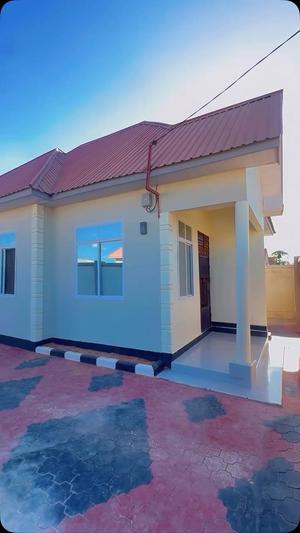 Nyumba ya vyumba vitatu inapangishwa Nzuguni, Dodoma Nyumba ya vyumba vitatu inapangishwa Nzuguni, Dodoma