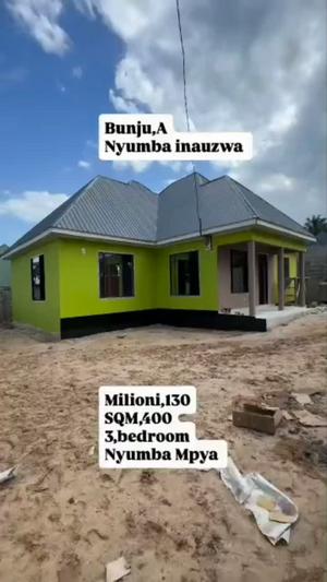 Nyumba ya vyumba vitatu inauzwa Bunju A, Dar Es Salaam (400 sqm) Nyumba ya vyumba vitatu inauzwa Bunju A, Dar Es Salaam (400 sqm)