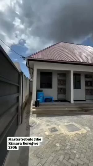 Apartment ya chumba kimoja inapangishwa Kimara Korogwe, Dar Es Salaam Apartment ya chumba kimoja inapangishwa Kimara Korogwe, Dar Es Salaam