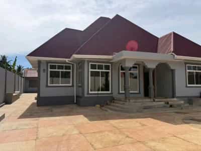4 Bedrooms House for Rent in Zanzibar