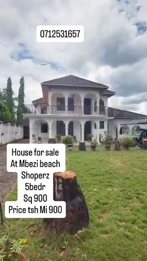 5 Bedrooms House for Sale in Mbezi Beach, Dar Es Salaam (900 sqm)