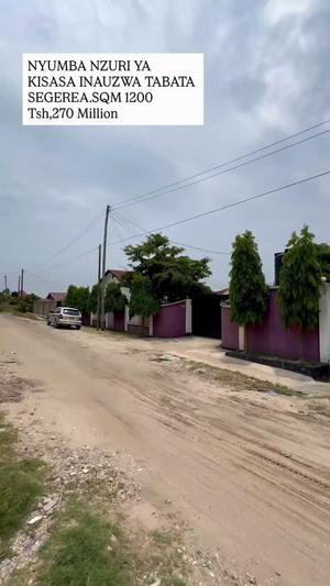 Nyumba ya vyumba vitatu inauzwa Tabata Segerea Mwisho, Dar Es Salaam (1200 sqm)