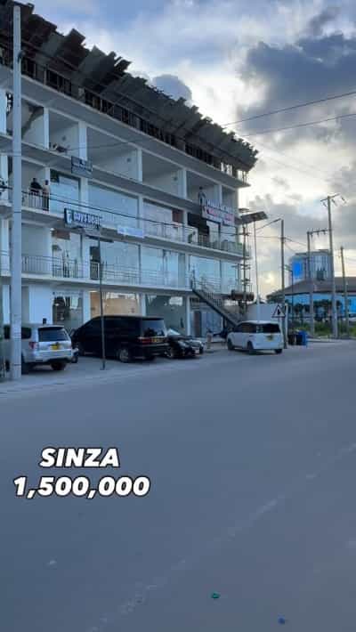Duka linapangishwa Sinza, Dar Es Salaam