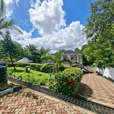 Nyumba ya chumba kimoja inapangishwa Mbezi Mwisho Luguruni, Dar Es Salaam Nyumba ya chumba kimoja inapangishwa Mbezi Mwisho Luguruni, Dar Es Salaam