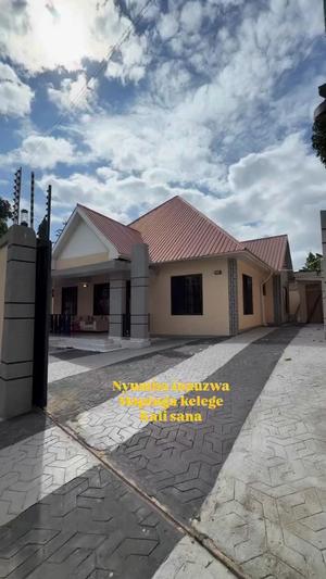 3 Bedrooms House for Sale in Mapinga Kelege, Pwani (400 sqm) 3 Bedrooms House for Sale in Mapinga Kelege, Pwani (400 sqm)