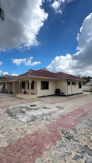 2 Bedrooms Apartment for Rent in Mbezi Beach Makonde, Dar Es Salaam