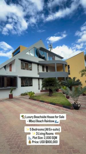 5 Bedrooms House for Sale in Mbezi Beach Rainbow, Dar Es Salaam (2000 sqm) 5 Bedrooms House for Sale in Mbezi Beach Rainbow, Dar Es Salaam (2000 sqm)
