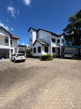 4 Bedrooms House for Rent in Masaki, Dar Es Salaam