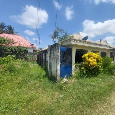 House for Sale in Ubungo Riverside Makoka, Dar Es Salaam (500 sqm) House for Sale in Ubungo Riverside Makoka, Dar Es Salaam (500 sqm)