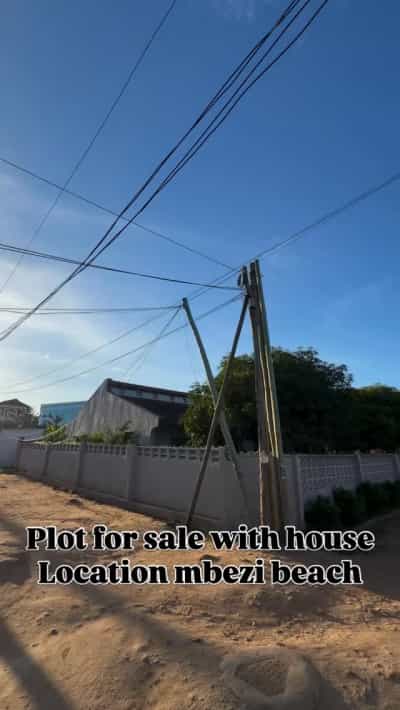 Kiwanja kinauzwa MBEZI BEACH AFRICANA, Dar Es Salaam (700 sqm) Kiwanja kinauzwa MBEZI BEACH AFRICANA, Dar Es Salaam (700 sqm)