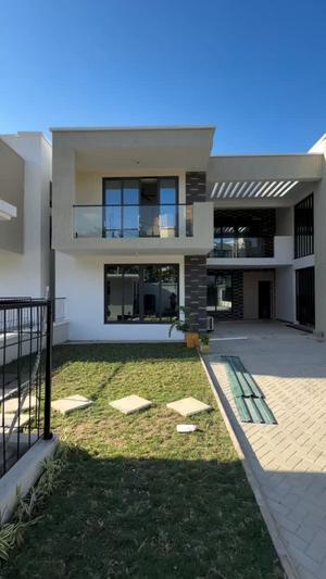 Apartment ya vyumba viwili inapangishwa Mbezi Beach, Dar Es Salaam Apartment ya vyumba viwili inapangishwa Mbezi Beach, Dar Es Salaam