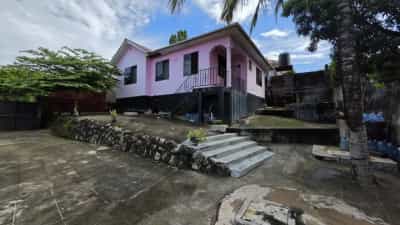 Nyumba ya vyumba vinne inauzwa Makongo, Dar Es Salaam (600 sqm)