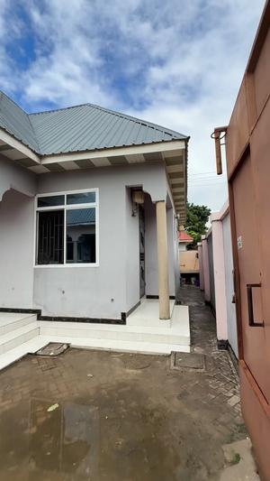 3 Bedrooms House for Rent in Kigamboni Kisiwani, Dar Es Salaam