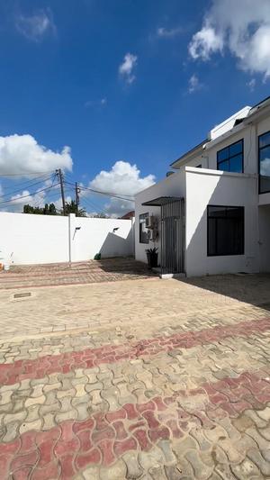Nyumba/Apartment ya vyumba viwili inapangishwa Mbezi Beach Makonde, Dar Es Salaam
