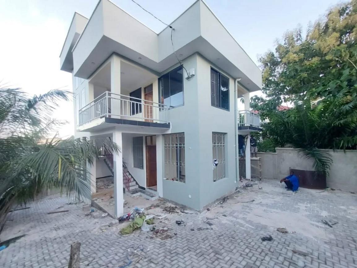 media -2 media -2