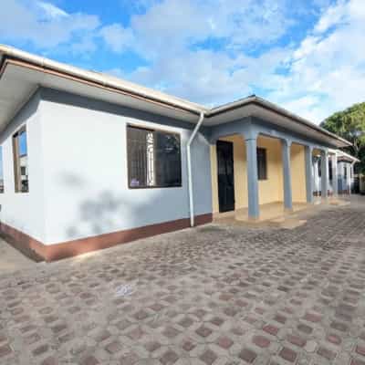 Apartment ya vyumba viwili inapangishwa Kimara Korogwe, Dar Es Salaam Apartment ya vyumba viwili inapangishwa Kimara Korogwe, Dar Es Salaam