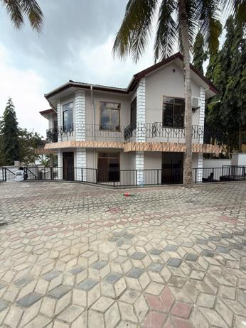 Nyumba ya vyumba vitano inapangishwa Changanyikeni-UDSM, Dar Es Salaam Nyumba ya vyumba vitano inapangishwa Changanyikeni-UDSM, Dar Es Salaam