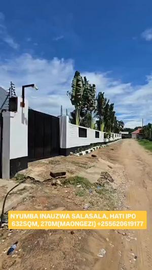 Nyumba ya vyumba vitatu inauzwa Salasala, Dar Es Salaam (632 sqm)