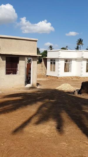 Kiwanja kinauzwa Goba Tegeta A, Dar Es Salaam sqm 600