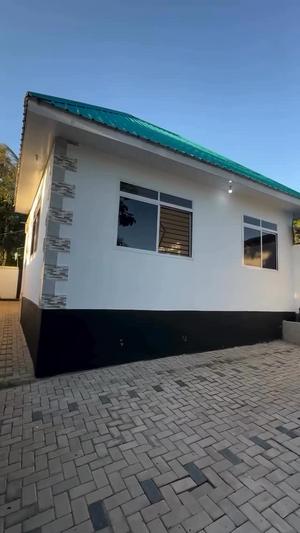 Nyumba ya vyumba viwili inapangishwa Salasala Majengo, Dar Es Salaam