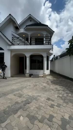 Nyumba ya vyumba vitatu inapangishwa Sinza, Dar Es Salaam Nyumba ya vyumba vitatu inapangishwa Sinza, Dar Es Salaam