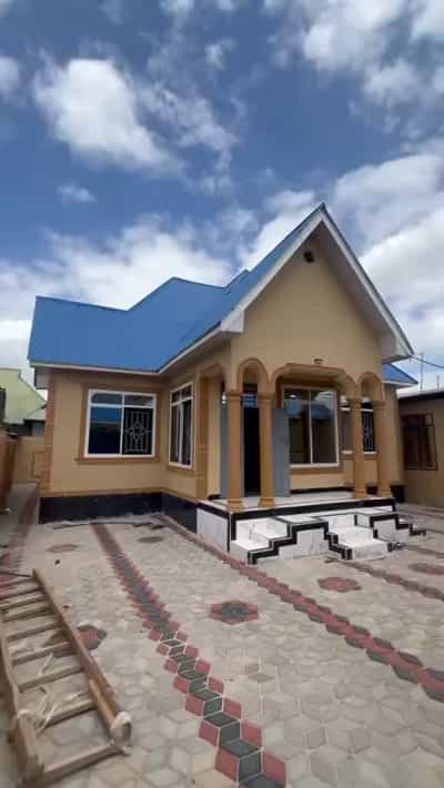 3 Bedrooms House for Sale in Mbagala Chamazi, Dar Es Salaam (500 sqm)