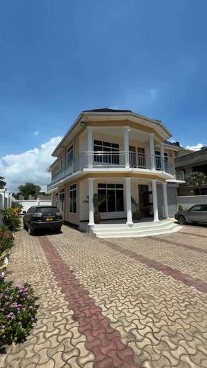 Nyumba ya vyumba vinne inapangishwa Tegeta Nyuki, Dar Es Salaam Nyumba ya vyumba vinne inapangishwa Tegeta Nyuki, Dar Es Salaam