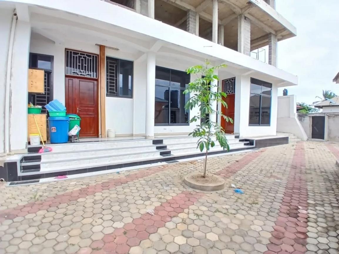 media -5 media -5