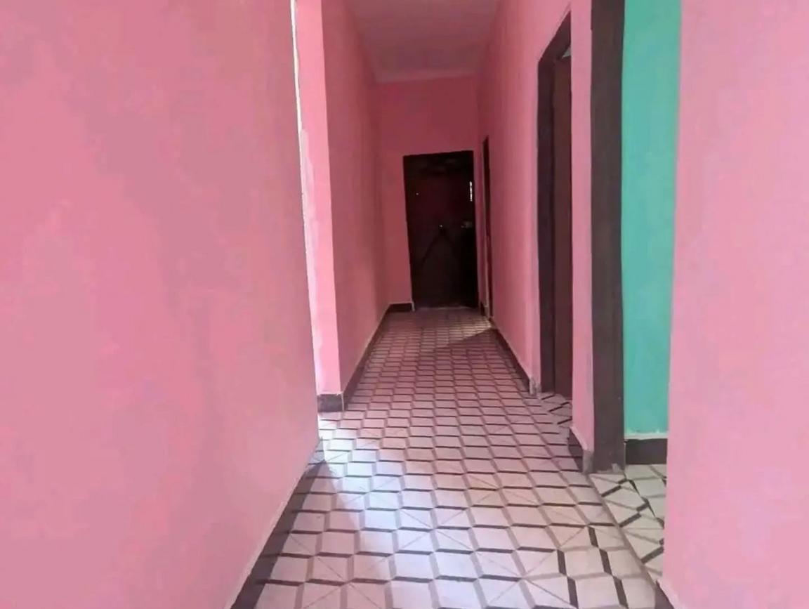 media -8 media -8