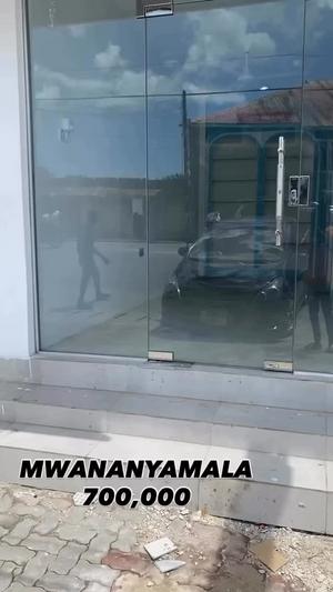 Duka linapangishwa Mwananyamala, Dar Es Salaam