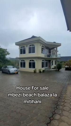 Nyumba ya vyumba vitano inauzwa Mbezi Beach, Dar Es Salaam (1154 sqm)