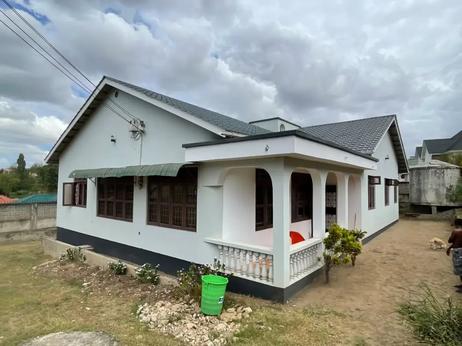 5 Bedrooms House for Rent in Kimara Mwisho, Dar Es Salaam 5 Bedrooms House for Rent in Kimara Mwisho, Dar Es Salaam