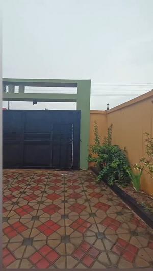 Nyumba ya vyumba vitatu inauzwa Pugu, Dar Es Salaam (700 sqm)