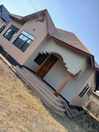 Nyumba ya vyumba viwili inapangishwa Mbeya