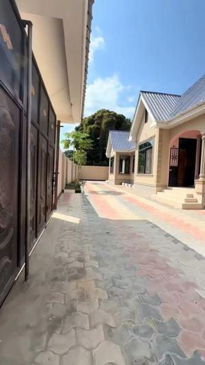 2 Bedrooms House for Rent in Kigamboni, Dar Es Salaam