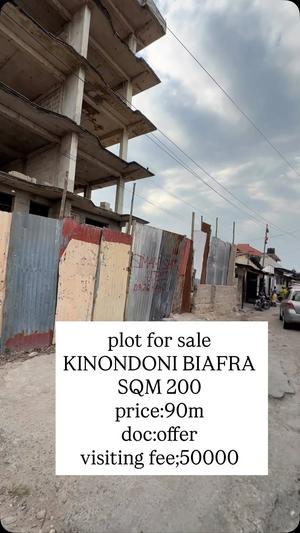 Kiwanja kinauzwa Kinondoni Biafra, Dar Es Salaam (200 sqm)