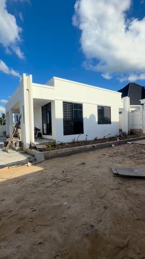 Nyumba ya vyumba vitatu inauzwa Madale Mikoroshini, Dar Es Salaam