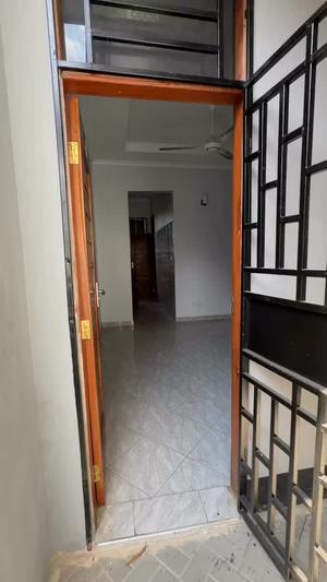 Apartment ya vyumba viwili inapangishwa Kinondoni, Dar Es Salaam Apartment ya vyumba viwili inapangishwa Kinondoni, Dar Es Salaam