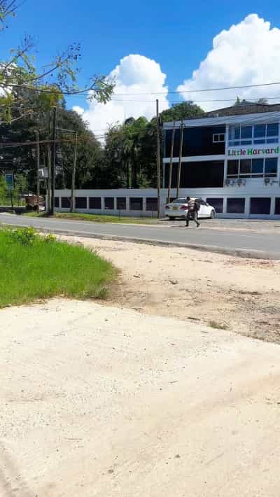 Kiwanja (Commercial Plot) kinapangishwa Mikocheni, Dar Es Salaam (100 sqm) Kiwanja (Commercial Plot) kinapangishwa Mikocheni, Dar Es Salaam (100 sqm)