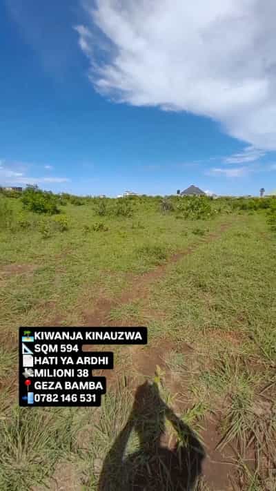 Kiwanja kinauzwa Kigamboni Bamba Beach, Dar Es Salaam (594 sqm)