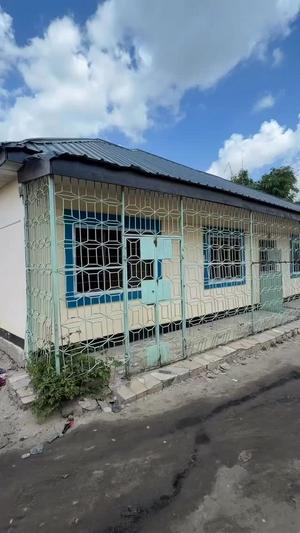 Kiwanja kinauzwa Kinondoni, Dar Es Salaam sqm 333