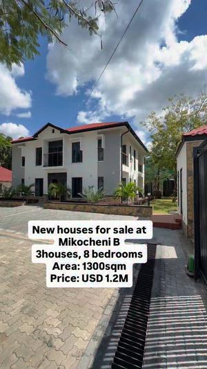 Nyumba ya vyumba 8 inauzwa Mikocheni B, Dar Es Salaam (1300 sqm) Nyumba ya vyumba 8 inauzwa Mikocheni B, Dar Es Salaam (1300 sqm)