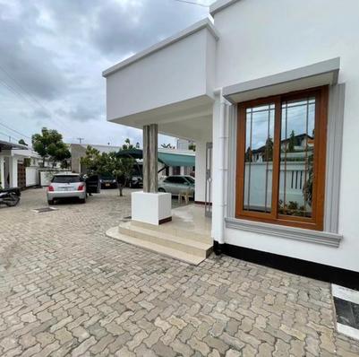 Villa ya vyumba vitatu inapangishwa Msasani, Dar Es Salaam Villa ya vyumba vitatu inapangishwa Msasani, Dar Es Salaam