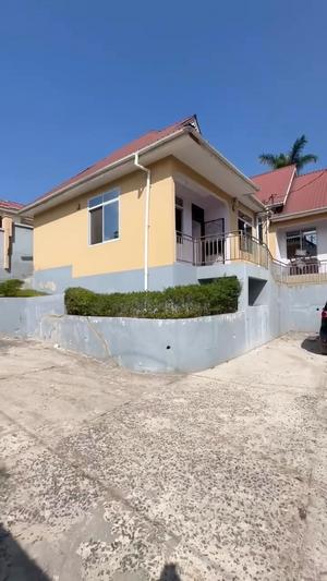 Apartment ya vyumba viwili inapangishwa Tabata Segerea Sheli Oil Com, Dar Es Salaam Apartment ya vyumba viwili inapangishwa Tabata Segerea Sheli Oil Com, Dar Es Salaam