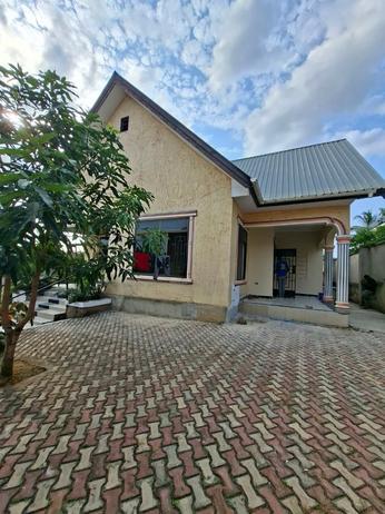 Nyumba ya vyumba vinne inapangishwa Goba, Dar Es Salaam