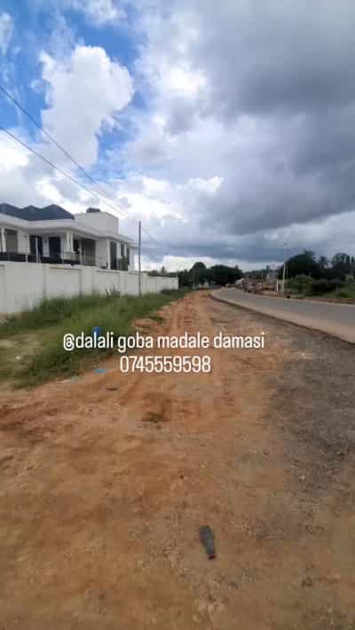 Kiwanja kinauzwa Madale Atlas, Dar Es Salaam (1200 sqm)