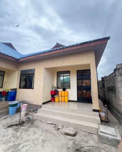 Nyumba/Apartment ya vyumba viwili inapangishwa Kivule, Dar Es Salaam